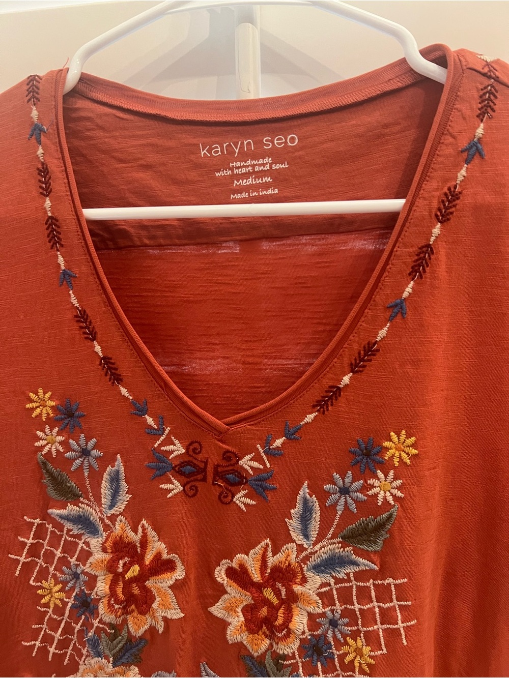 Karyn Seo Women's Rust Embroidered V-Neck Tunic